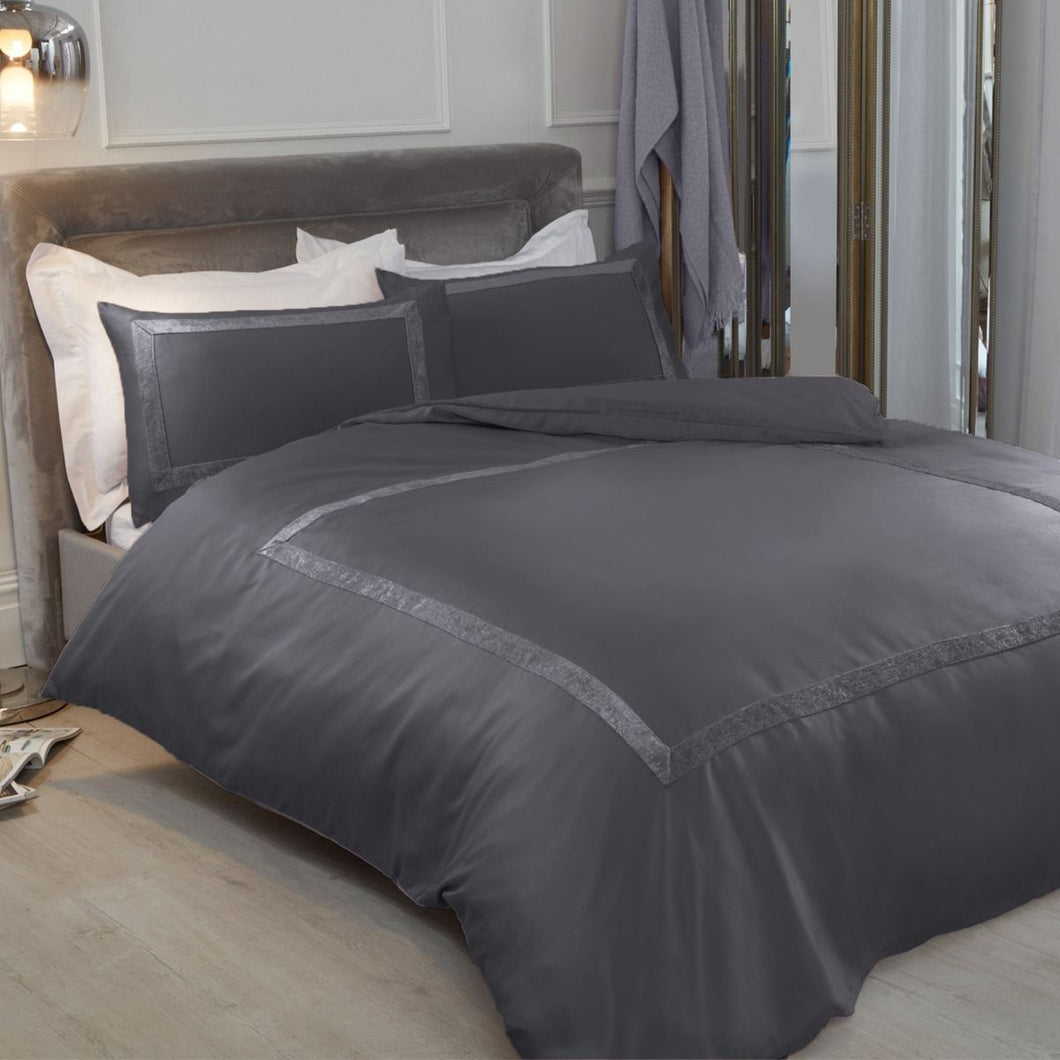 Sienna Crushed Velvet Border Duvet Set - Silver Grey