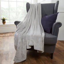 Load image into Gallery viewer, Brentfords Supersoft Silver Grey Throw 120 x 150cm
