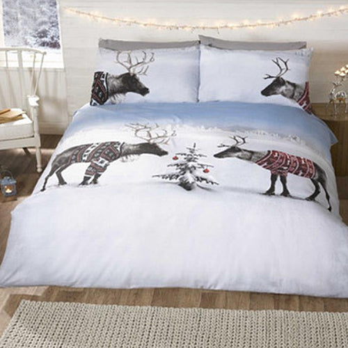 Reindeer Jumpers Winter Duvet Set