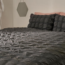 Load image into Gallery viewer, Sienna Square Seersucker Duvet Set - Charcoal
