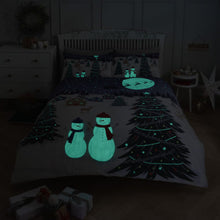 Load image into Gallery viewer, Christmas Scene Glow In The Dark Duvet Set
