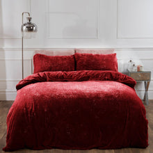 Load image into Gallery viewer, Sienna Teddy Fleece Glitter Duvet Cover Set - Burgundy
