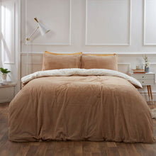 Load image into Gallery viewer, Brentfords Teddy Fleece Reversible Duvet Cover Set - Latte/Cream
