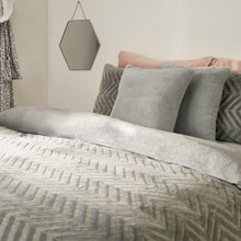 Load image into Gallery viewer, Sienna Herringbone Flannel Fleece Duvet - Silver
